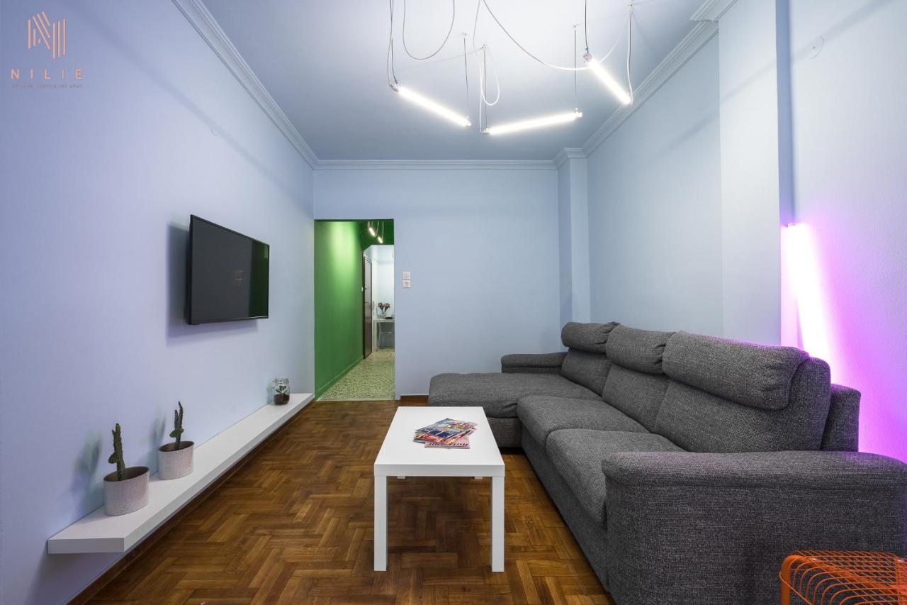 شقة Colorful, Nilie Hospitality Mgmt سالونيك المظهر الخارجي الصورة